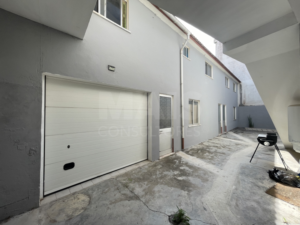 Investment opportunity near Peniche and Baleal